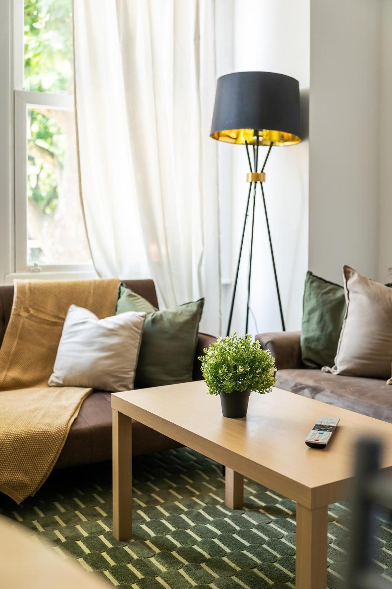 Gorgeous 2Bed Apartment In Fulham, Лондон Экстерьер фото