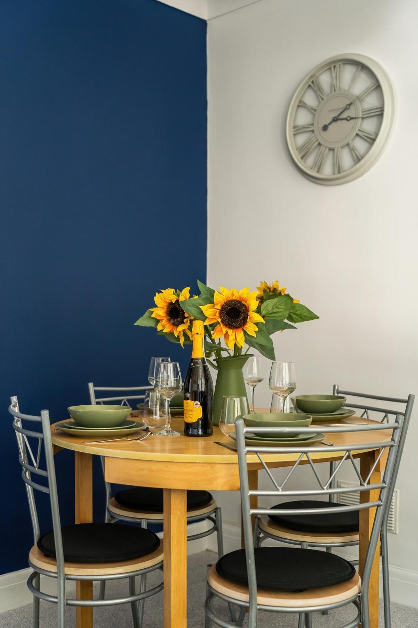 Gorgeous 2Bed Apartment In Fulham, Лондон Экстерьер фото
